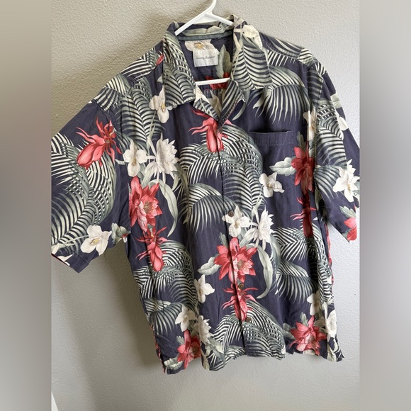Tommy Bahama Other - Tommy Bahama Shirt Size